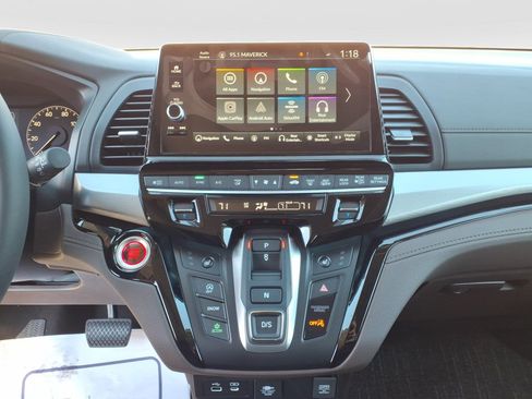 New 2026 Honda Odyssey Touring image 16