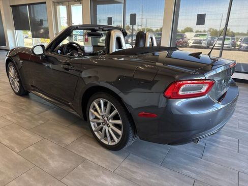 Used 2019 FIAT 124 Spider Lusso w/ Convenience Group image 7