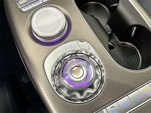 Used 2023 Genesis GV60 Performance image 16