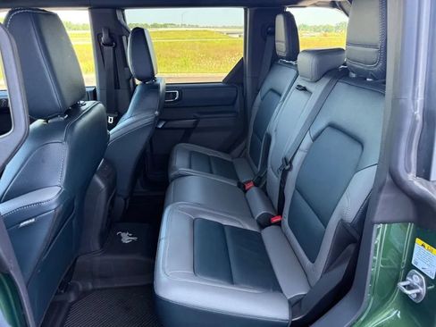 Used 2024 Ford Bronco Outer Banks AWD/4WD image 14