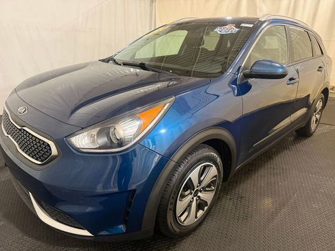 Used 2019 Kia Niro LX image 9