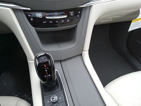 New 2026 Cadillac XT5 Premium Luxury image 19