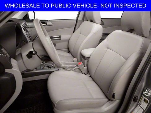 Used 2013 Subaru Forester 2.5X Premium AWD/4WD image 6