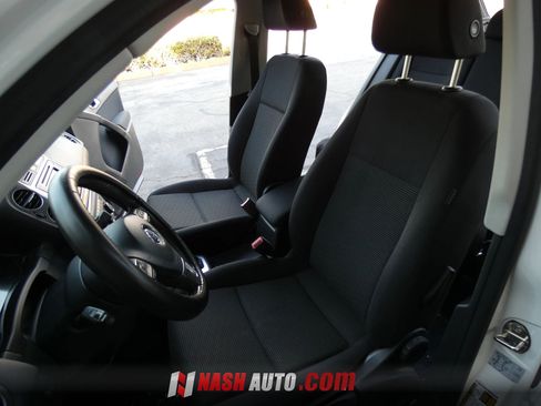 Used 2017 Volkswagen Tiguan S FWD image 45