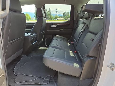 Used 2023 GMC Sierra 1500 SLT w/ SLT Convenience Package AWD/4WD image 29