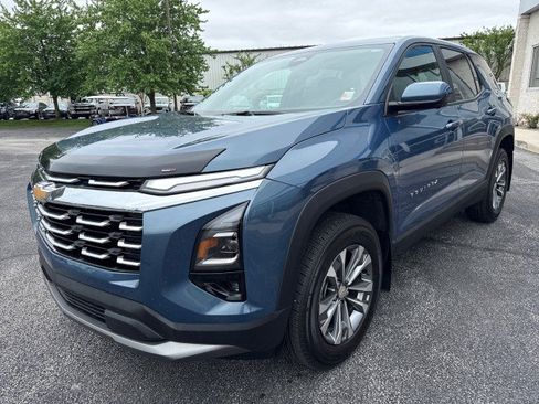 Used 2026 Chevrolet Equinox LT w/ Convenience Package II FWD image 7