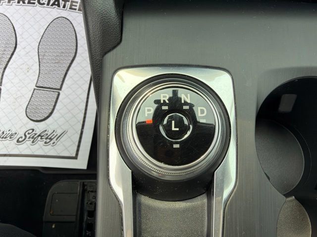 Used 2021 Ford Escape SE w/ Cold Weather Package AWD/4WD image 21