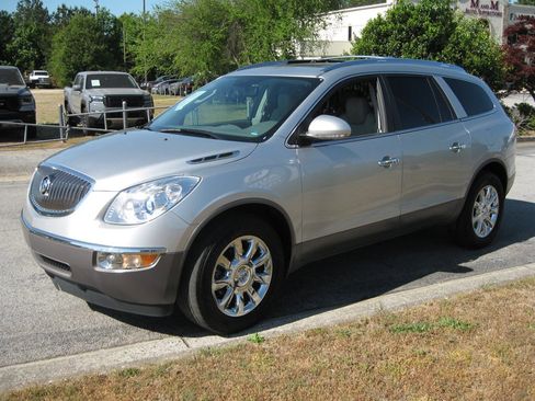 Used 2012 Buick Enclave Premium w/ Trailering Provision Package image 3