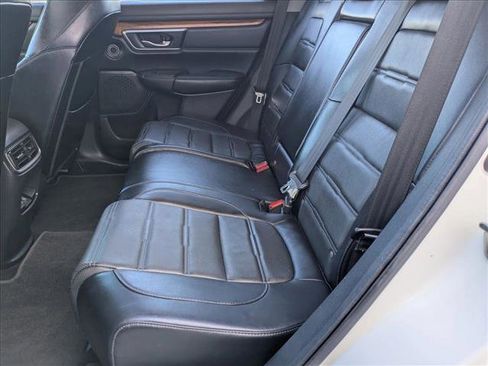 Used 2018 Honda CR-V Touring image 19