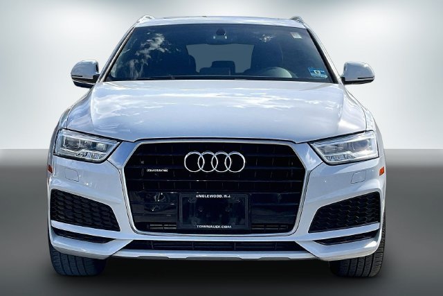 Used 2018 Audi Q3 2.0T Premium Plus w/ Premium Plus Package AWD/4WD image 3