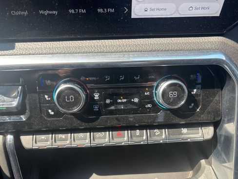 Used 2022 GMC Sierra 1500 Denali image 23