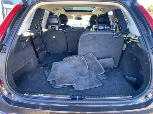 Used 2025 Volvo XC90 B5 Plus image 19