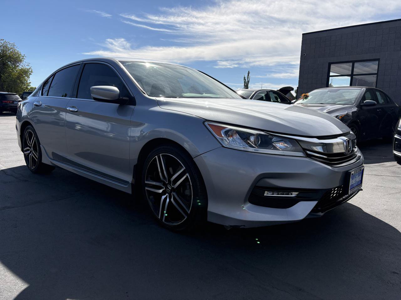 Used 2017 Honda Accord Sport image 1