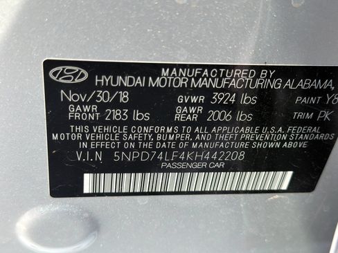Used 2019 Hyundai Elantra SE FWD image 25