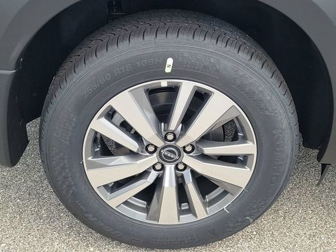 New 2026 Nissan Pathfinder SL FWD image 3