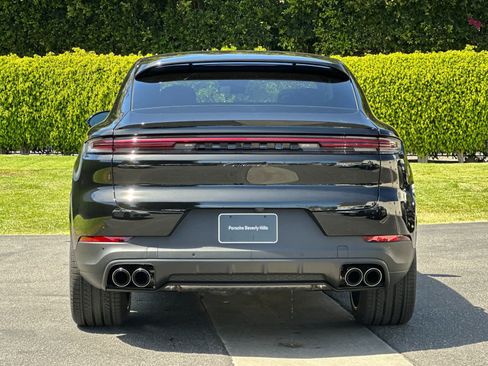 New 2026 Porsche Cayenne S AWD/4WD image 7