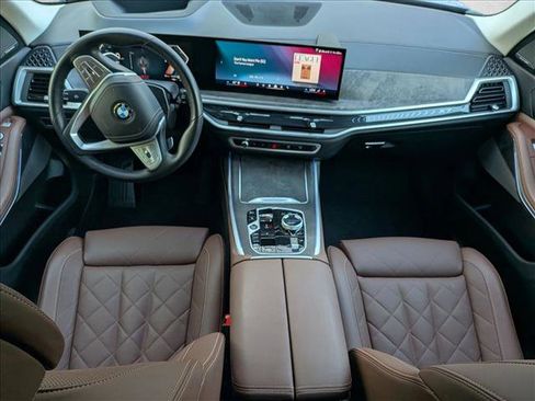 Certified 2024 BMW X7 xDrive40i image 18