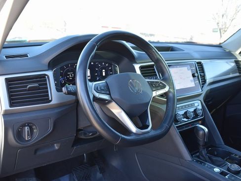 Used 2021 Volkswagen Atlas SEL Premium image 9