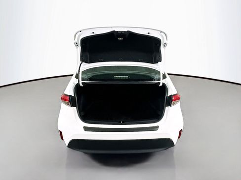 Used 2024 Toyota Corolla LE w/ LE Convenience Package FWD image 24