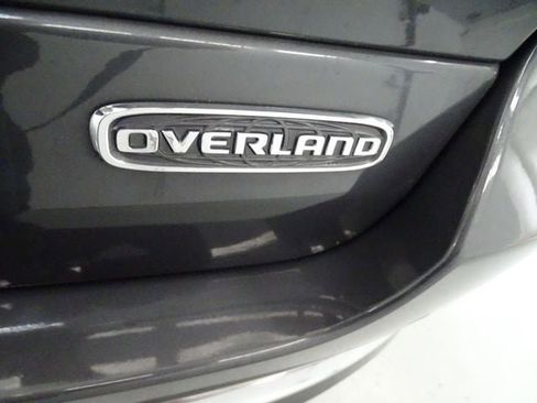 Certified 2023 Jeep Grand Cherokee Overland w/ Advanced Protech Group III AWD/4WD image 29