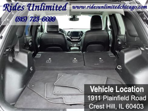 Used 2019 Jeep Cherokee Limited AWD/4WD image 38