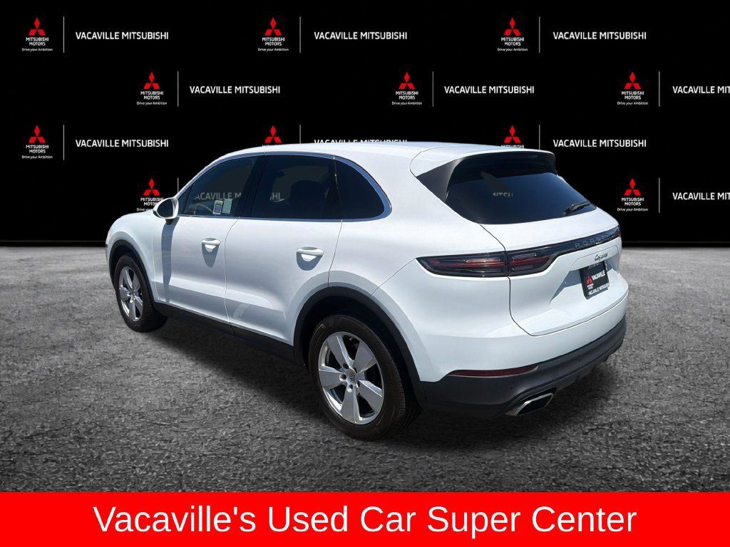 Used 2023 Porsche Cayenne AWD/4WD image 3