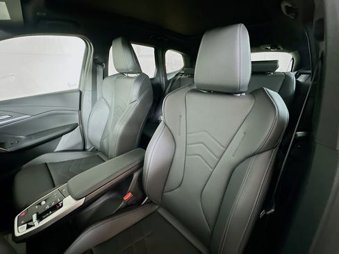 Used 2025 BMW X1 M35i w/ Premium Package image 21