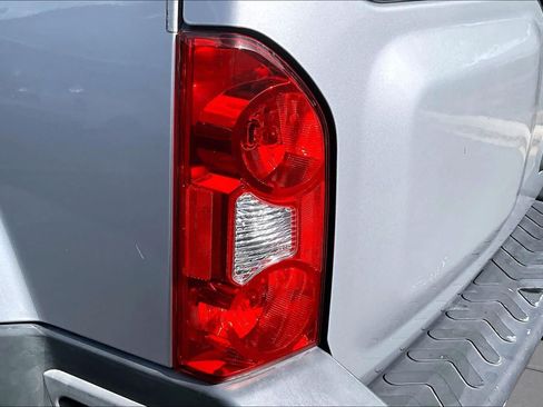 Used 2012 Nissan Xterra X AWD/4WD image 28