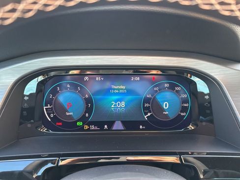 New 2026 Volkswagen Atlas Cross Sport SE image 25