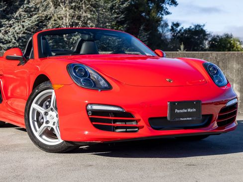Used 2014 Porsche Boxster RWD image 9