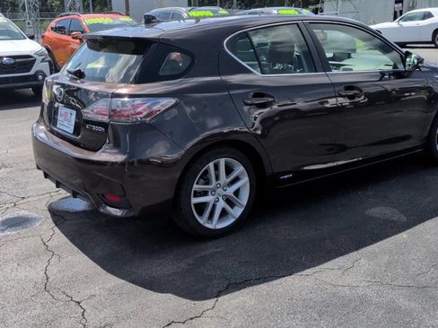 Used 2014 Lexus CT 200h FWD image 8