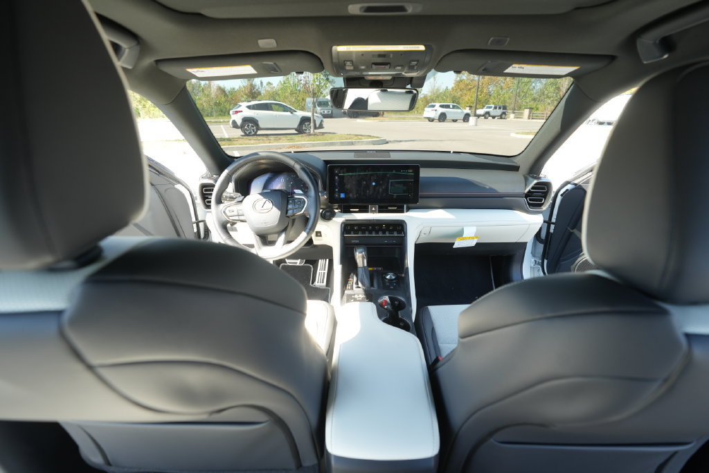 Used 2026 Lexus IS 350 F Sport w/ Special Appearance Package RWD image 27