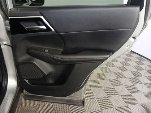 Used 2022 Mitsubishi Outlander SE FWD image 19