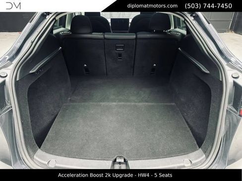 Used 2023 Tesla Model Y Long Range AWD/4WD image 40
