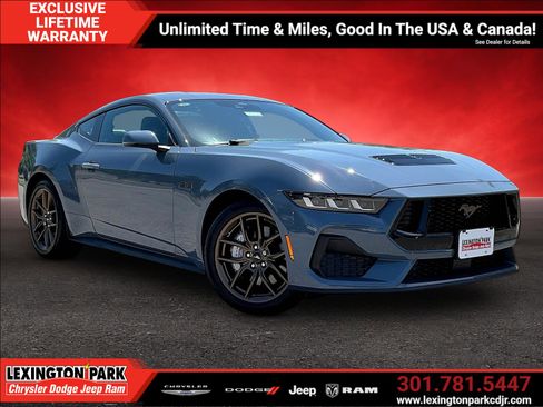 Used 2025 Ford Mustang GT Premium RWD image 1