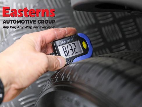 Used 2025 Hyundai Venue SE image 26