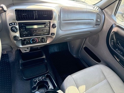 Used 2006 Ford Ranger FX4 image 11