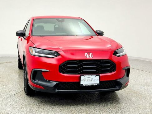 Used 2023 Honda HR-V Sport image 2