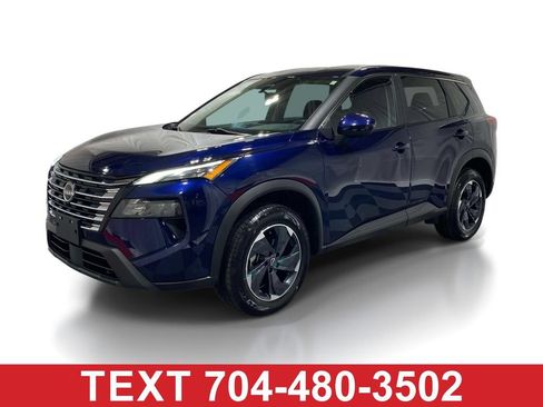 Used 2024 Nissan Rogue SV AWD/4WD image 1