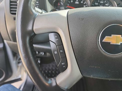 Used 2011 Chevrolet Silverado 2500 LT w/ Interior Plus Package image 20