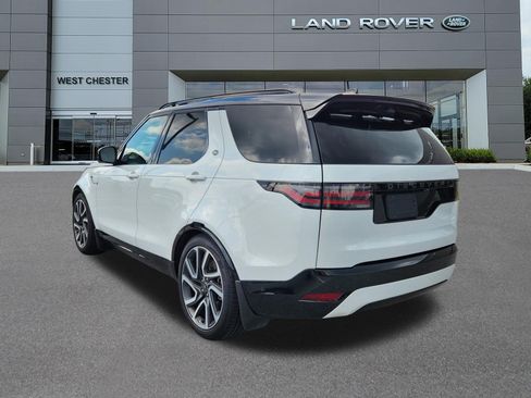 Certified 2024 Land Rover Discovery Dynamic SE AWD/4WD image 3