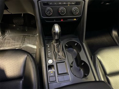 Certified 2022 Volkswagen Atlas SE image 27