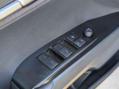 Used 2025 Toyota Camry LE FWD image 11