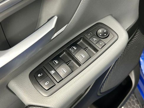 Used 2019 RAM 1500 Big Horn AWD/4WD image 17