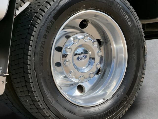 Used 2023 Ford F450 Limited w/ FX4 Off-Road Package AWD/4WD image 14
