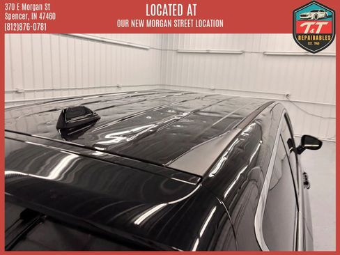 Used 2024 Chrysler Pacifica Touring-L FWD image 35