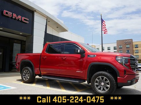 Used 2025 GMC Sierra 1500 AT4 w/ AT4 Premium Package AWD/4WD image 2