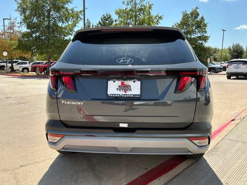 Used 2026 Hyundai Tucson SEL FWD image 7