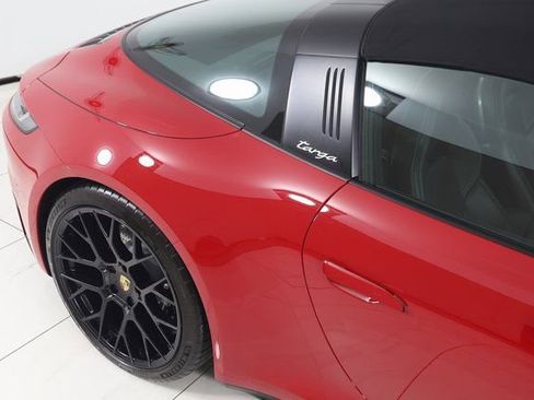 Used 2024 Porsche 911 Targa 4S image 27