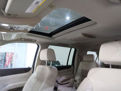 Used 2019 GMC Yukon XL Denali w/ Denali Ultimate Package image 39